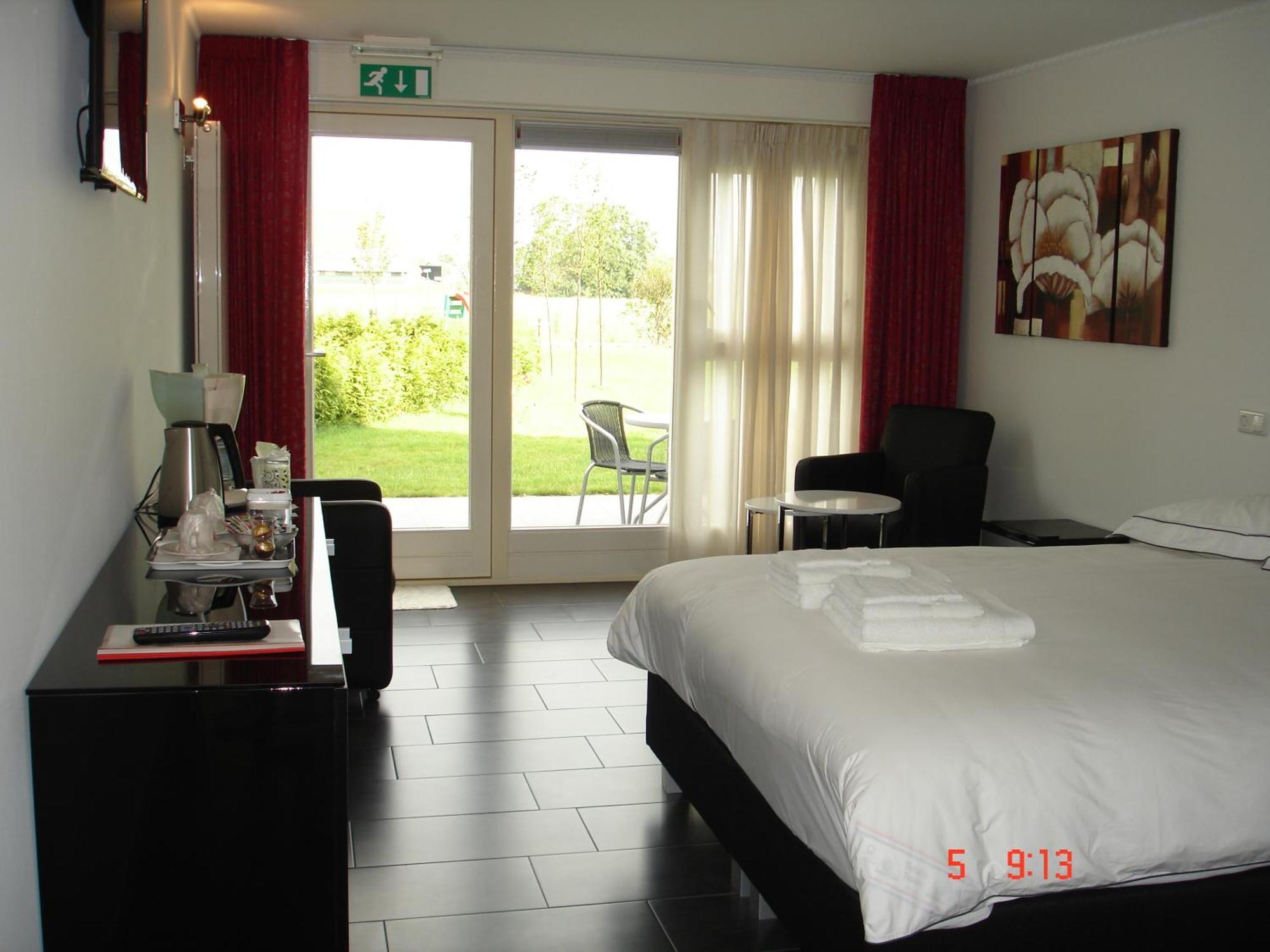 Cecilia - Catharina B&B Яуре Экстерьер фото